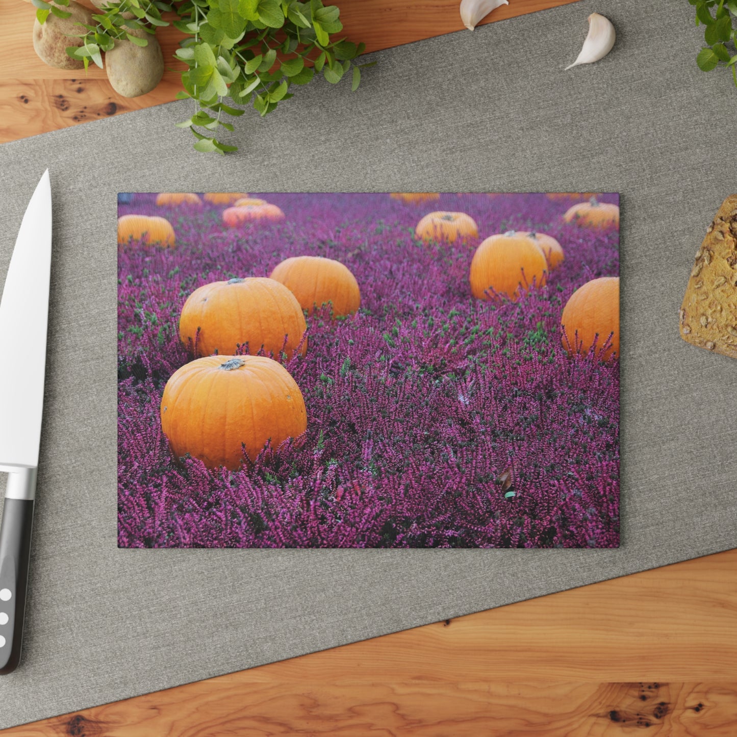 Autumn Pumpkin Glass Cutting Board, Fall Kitchen Decor, Halloween Gift, Rustic Cooking Essential, Holiday Entertaining