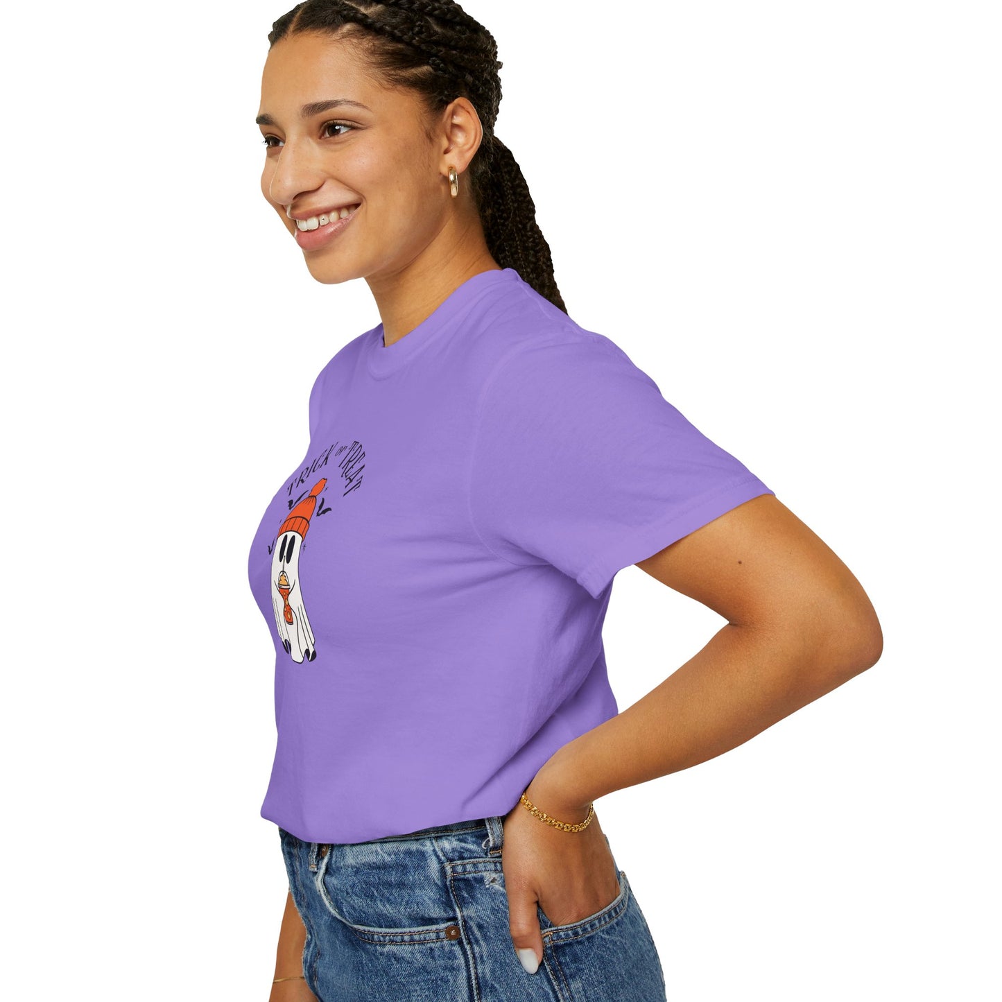 Cute Halloween Ghost T-Shirt, Unisex Halloween Tee, Trick or Treat Shirt, Halloween Gift, Fall Fashion